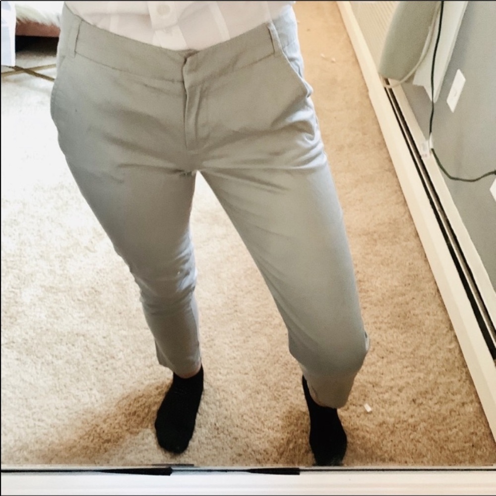 New York & company gray ankle cropped pants
